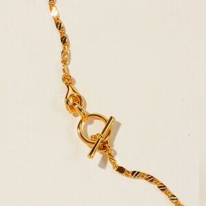 Gold Toggle Clasp Necklace